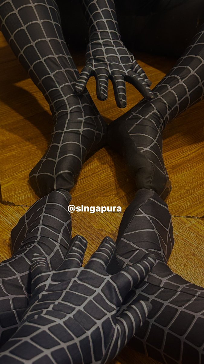 SlNGAPURA's tweet photo. Yg item bagus plssss https://t.co/VAzAGImCp1