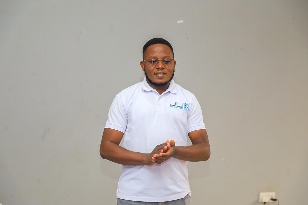 iamNadia_M's tweet image. Inorder to build a stronger online community,  @reachahand and @SautiPlusMedia are holding a two days digital communication training at Floral hotel wakiso Inorder to empower the shifters with digital comms skills to amplify their impact
#Letsshiftnow