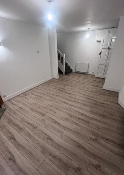 FurlongFlooring's tweet photo. Check out this stunning photo sent to us by Nieman Flooring! Our Urban laminate flooring in Kartaca looks absolutely gorgeous. Thanks for sharing, Nieman Flooring! #UrbanLaminate #Kartaca #HomeInspiration #Flooring #InteriorDesign https://t.co/CiEfq6NBws