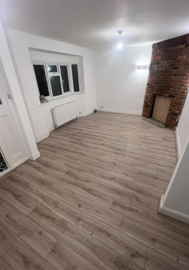 FurlongFlooring's tweet photo. Check out this stunning photo sent to us by Nieman Flooring! Our Urban laminate flooring in Kartaca looks absolutely gorgeous. Thanks for sharing, Nieman Flooring! #UrbanLaminate #Kartaca #HomeInspiration #Flooring #InteriorDesign https://t.co/CiEfq6NBws