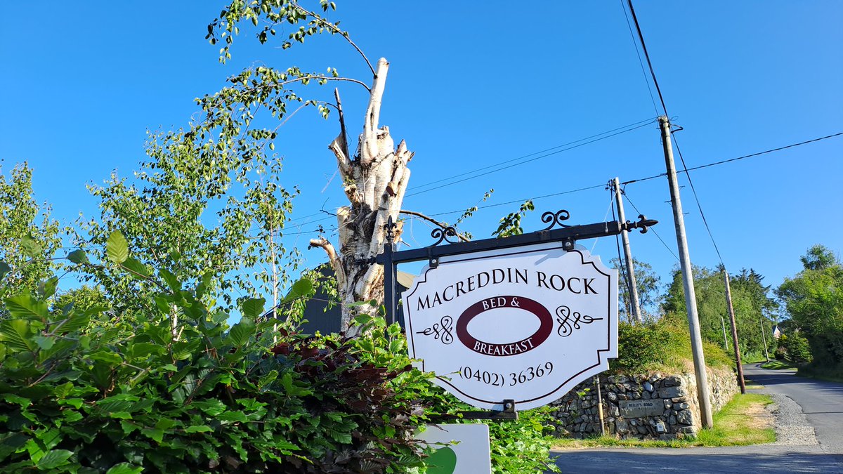 MacreddinRock's tweet photo. Macreddin Rock B&amp;B 20 years open today! Thanks to all the wonderful guests, who have stayed with us over the years! #wicklow #greatmemories #family #fullirish  #keepherlit https://t.co/ep6MuxuJhI