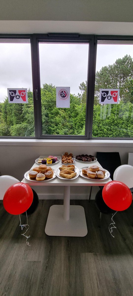 JerromsUK's tweet photo. In preparation for Black Country Day on Sunday 14th July, our Halesowen office participated in celebrating its rich history.

We’re dedicated to building a stronger Black Country, by supporting all our local businesses.

#blackcountryday #proud #halesowen #community #blackcountry https://t.co/StbeduFoBl