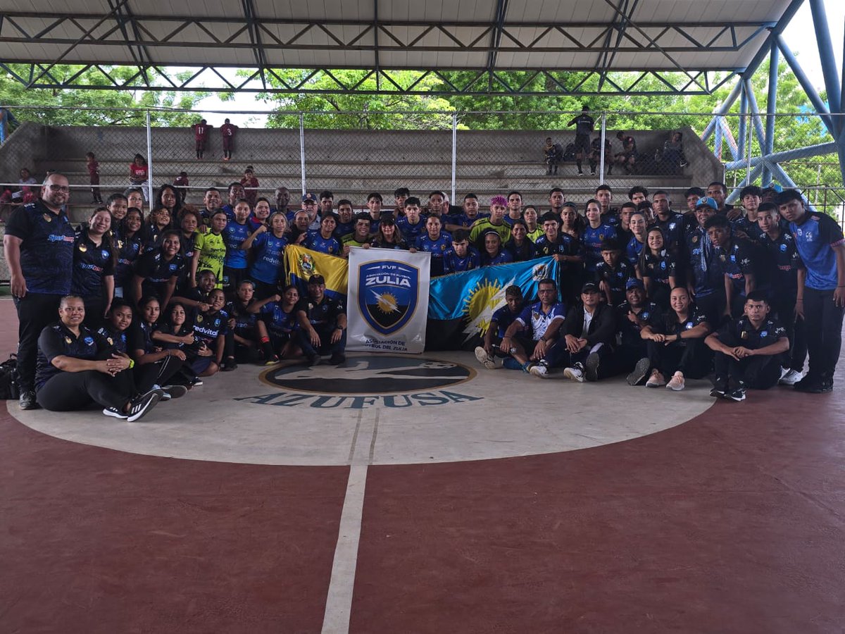 nuevaafez's tweet photo. La SELECCIÓN FEMENINA SUB 20 DE FÚTSAL SE IMPONE ANTE SU SIMILAR DE FALCÓN 5 GOLES POR 3 Y LOGRA SU CLASIFICACIÓN A LOS XXI JUEGOS NACIONALES. VENCIÓ A TRUJILLO 2X1 EN LA CARRETERA. @FutsalFVF @OlivaresSuying @FVF_Oficial @EspacioFutveX https://t.co/oBhdbF4gKs