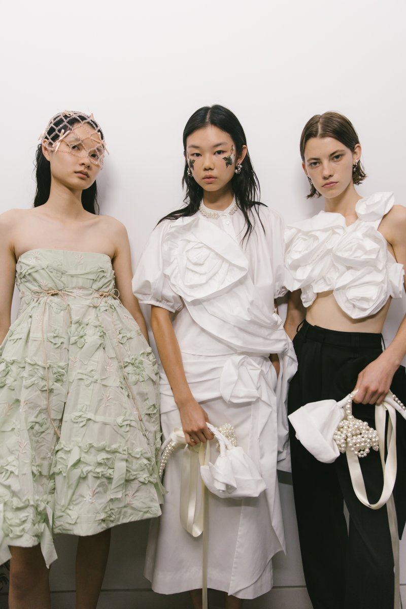 London Fashion Week tweet media