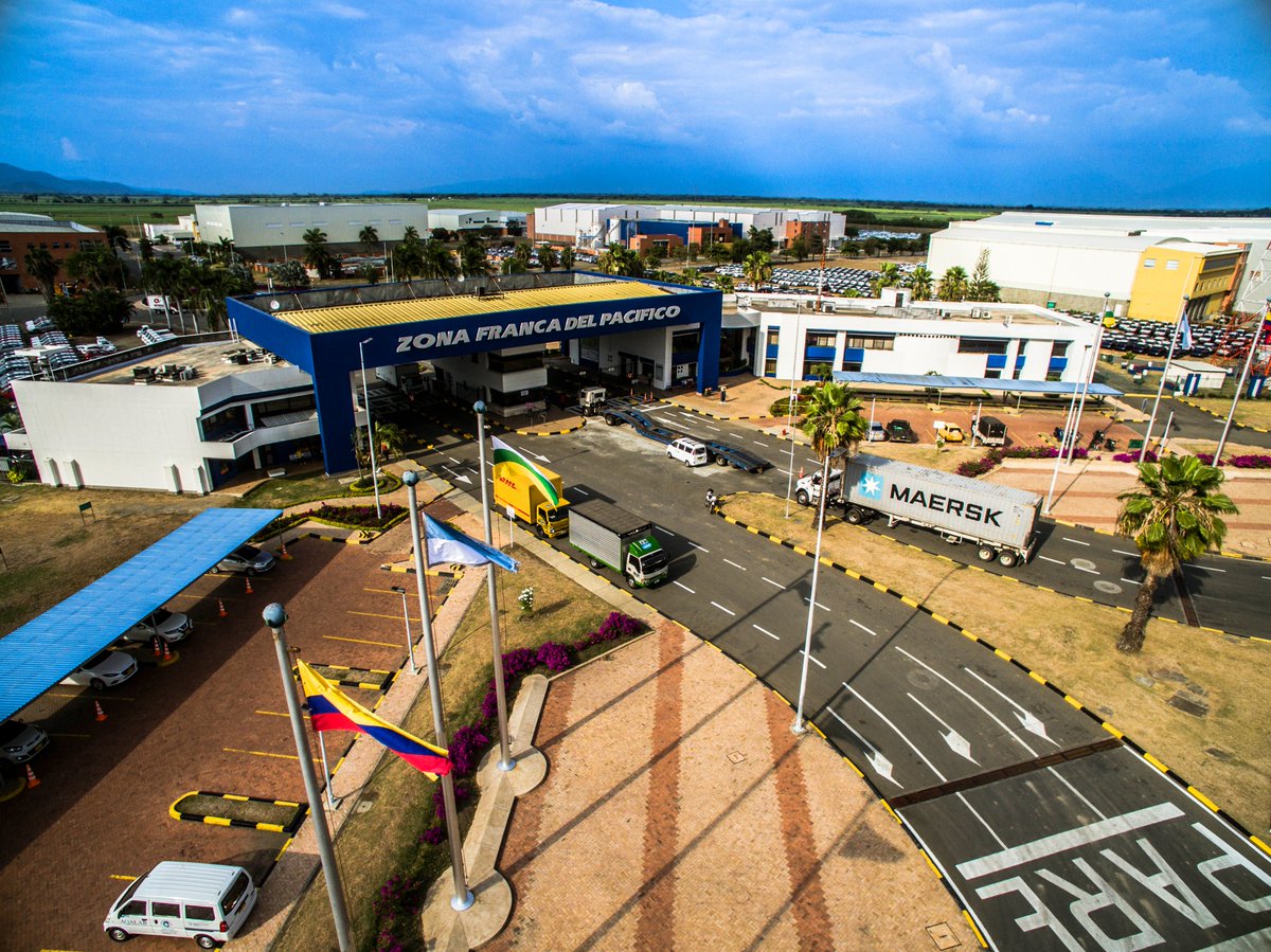 Confíe en la experiencia y seguridad que solo la Zona Franca del Pacífico puede ofrecerle.  Más de 30 años respaldan nuestra trayectoria y compromiso con la excelencia. #Seguridad #Experiencia #ZonasFrancas