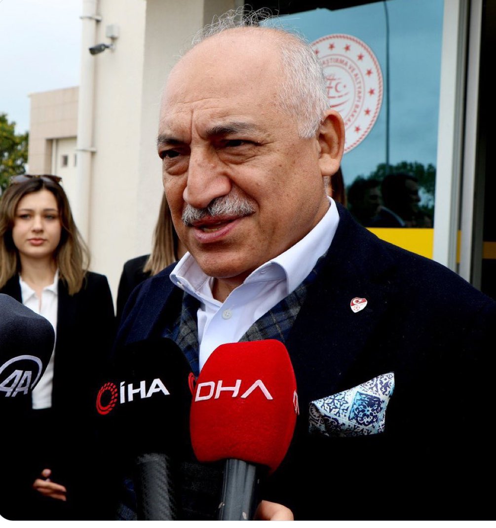 Ali Eren Beşerler tweet media