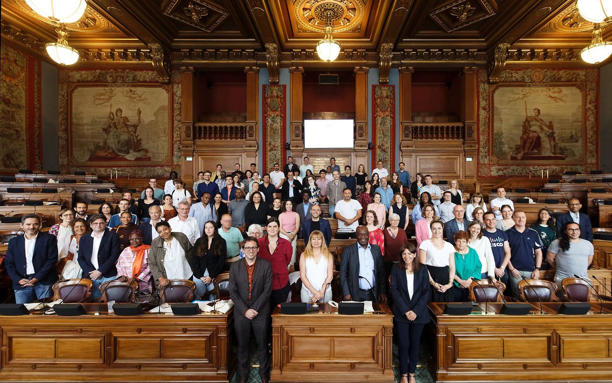 Nouvelle expérience💡

🌟La 2e promotion de l'Assemblée citoyenne de <a href="/Paris/">Paris</a> a présenté ses résultats ! 
👏100 Parisiens ont élaboré une #délibérationcitoyenne sur la question du sans-abrisme ainsi qu'un vœu concernant les rues-jardin.🏙️

Plus d'infos 👉oidp.net/fr/practice.ph…