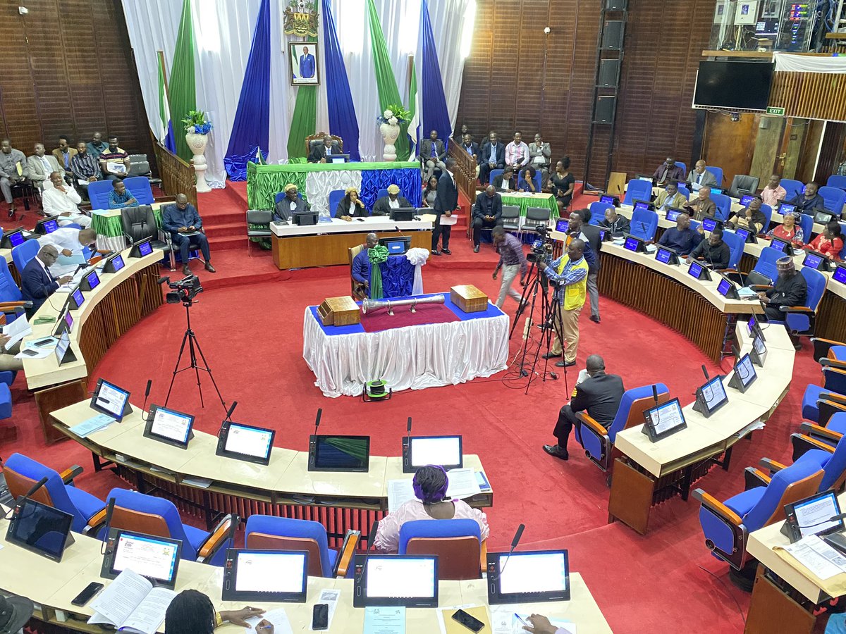 Motasl7's tweet photo. Today,Parliament unanimously ratified a $ 2 Billion Concession Agreement btw. the Govt.of S/Leone &amp; Gento Group of Companies Ltd.for the design,financing,construction &amp; operationalization of a seaport within the Dublin &amp; Ricket communities of Banana Island &amp; Logistics Hub at Kent https://t.co/Dbj5Sn38Tj
