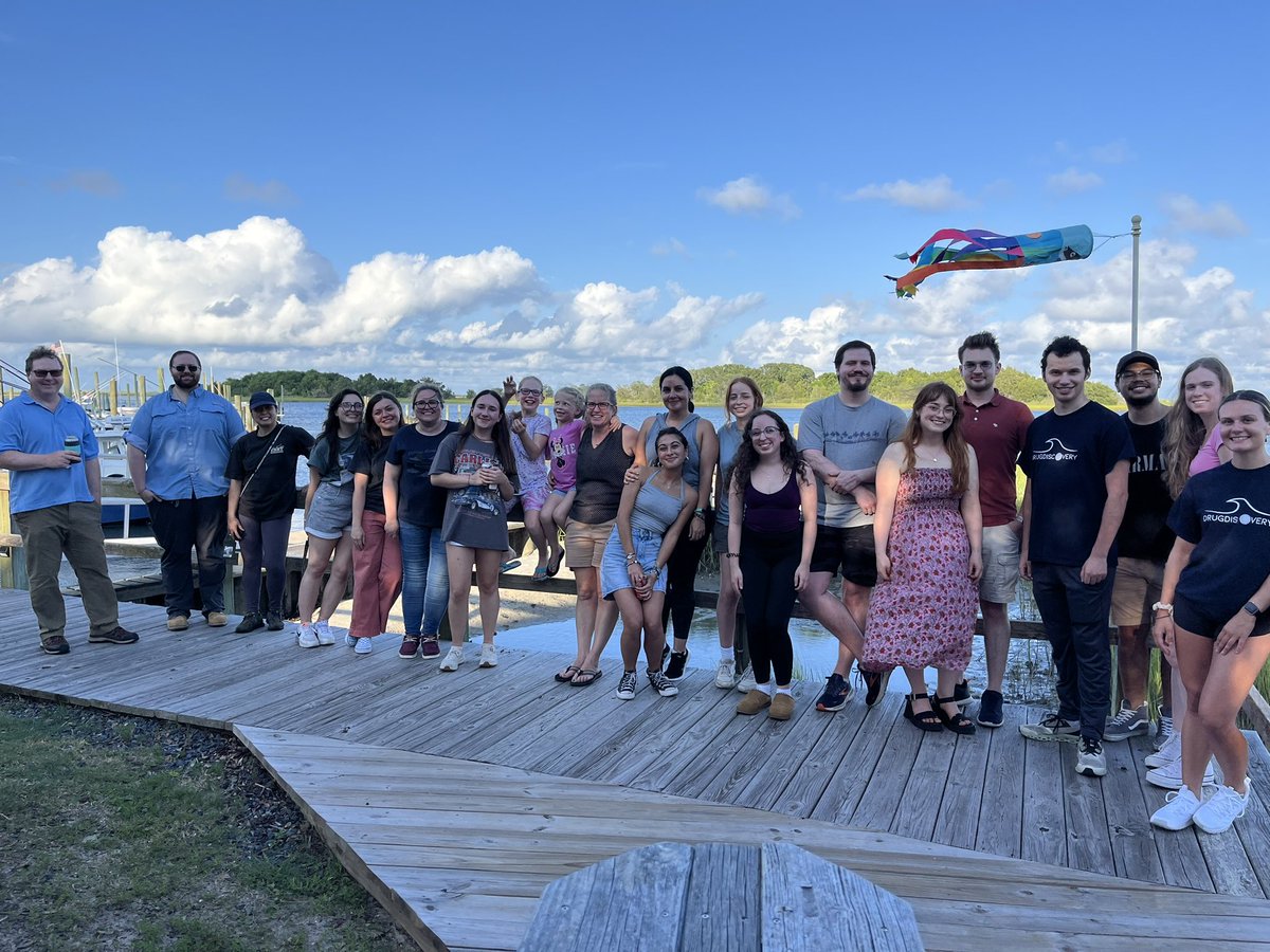 Last night was a lovely evening for a #DISCOvery group potluck on the intercostal