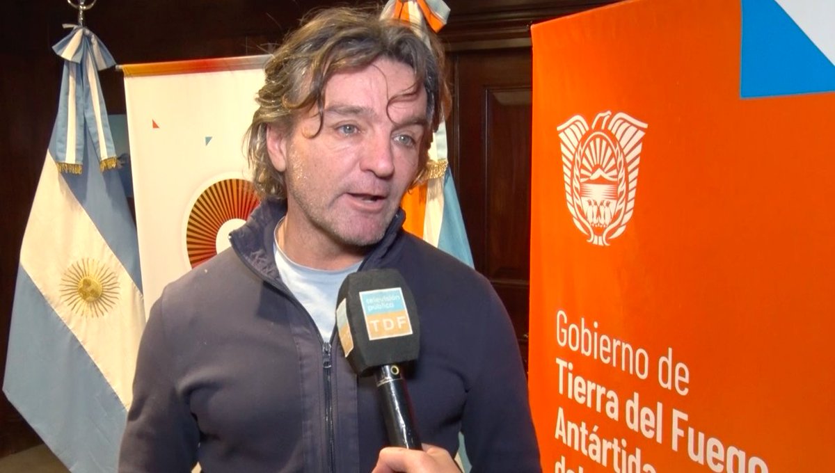 El presidente del Fogadef, Adrián Cosentino, se reunió con responsables de PyMES y de cámaras empresariales fueguinas para anunciarles la puesta en marcha de las oficinas en la ciudad de Río Grande.
Más info: fogadef.com