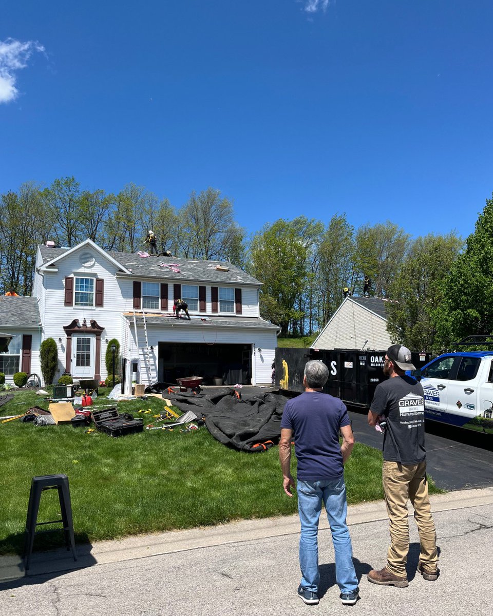 GravesBros's tweet photo. Ready to give your home the upgrade it deserves? Whether it's a new roof, siding, or another home improvement project, we've got you covered. Contact us today and see why our customers trust us for their home improvement needs! https://t.co/xExmo8vloL https://t.co/8YSKMlmUmC