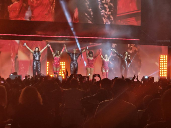 Last Night was Definitely an Experienced...all the girls sang....the mic was Definitely on for 702, Total