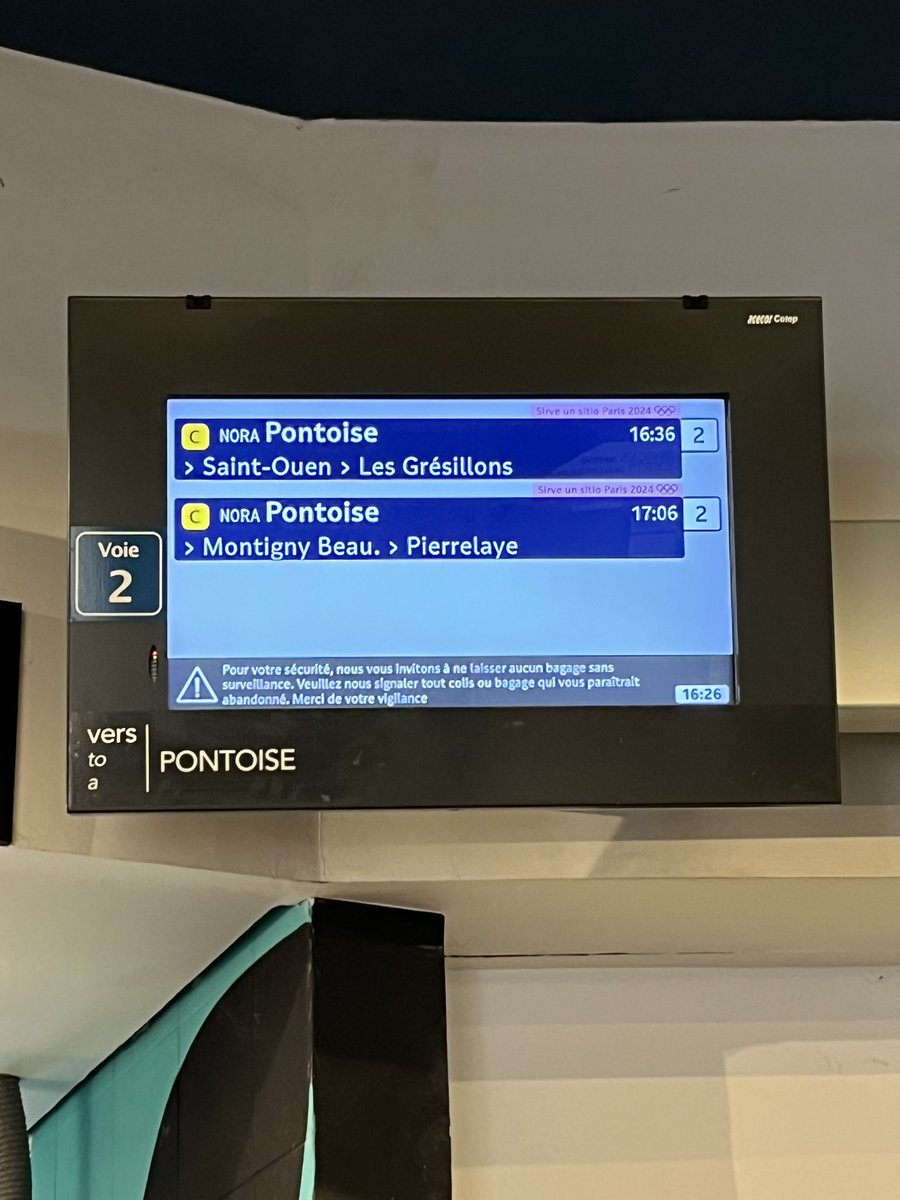 FrenchClone's tweet photo. @RERC_SNCF https://t.co/p4HpzCpMvY