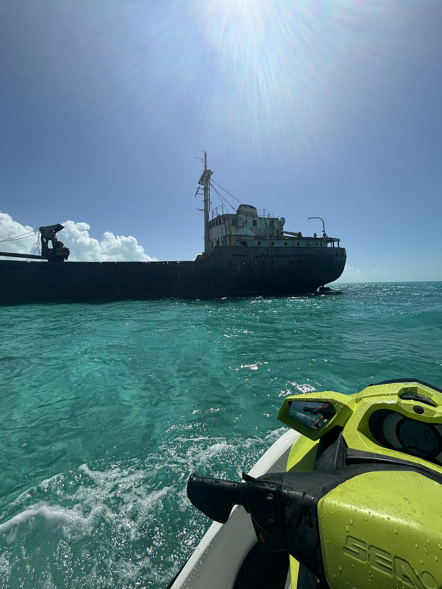 anthony_gbe's tweet image. Island hopping 🇹🇨