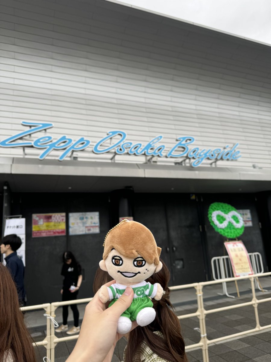 amanechan_5656's tweet photo. 推しがステージでお酒を飲みながらおしゃべりするだけで幸せになれます。

大倉くんを好きになって本当に良かったと思える時間です。

以上。 https://t.co/TCskyEZqWm