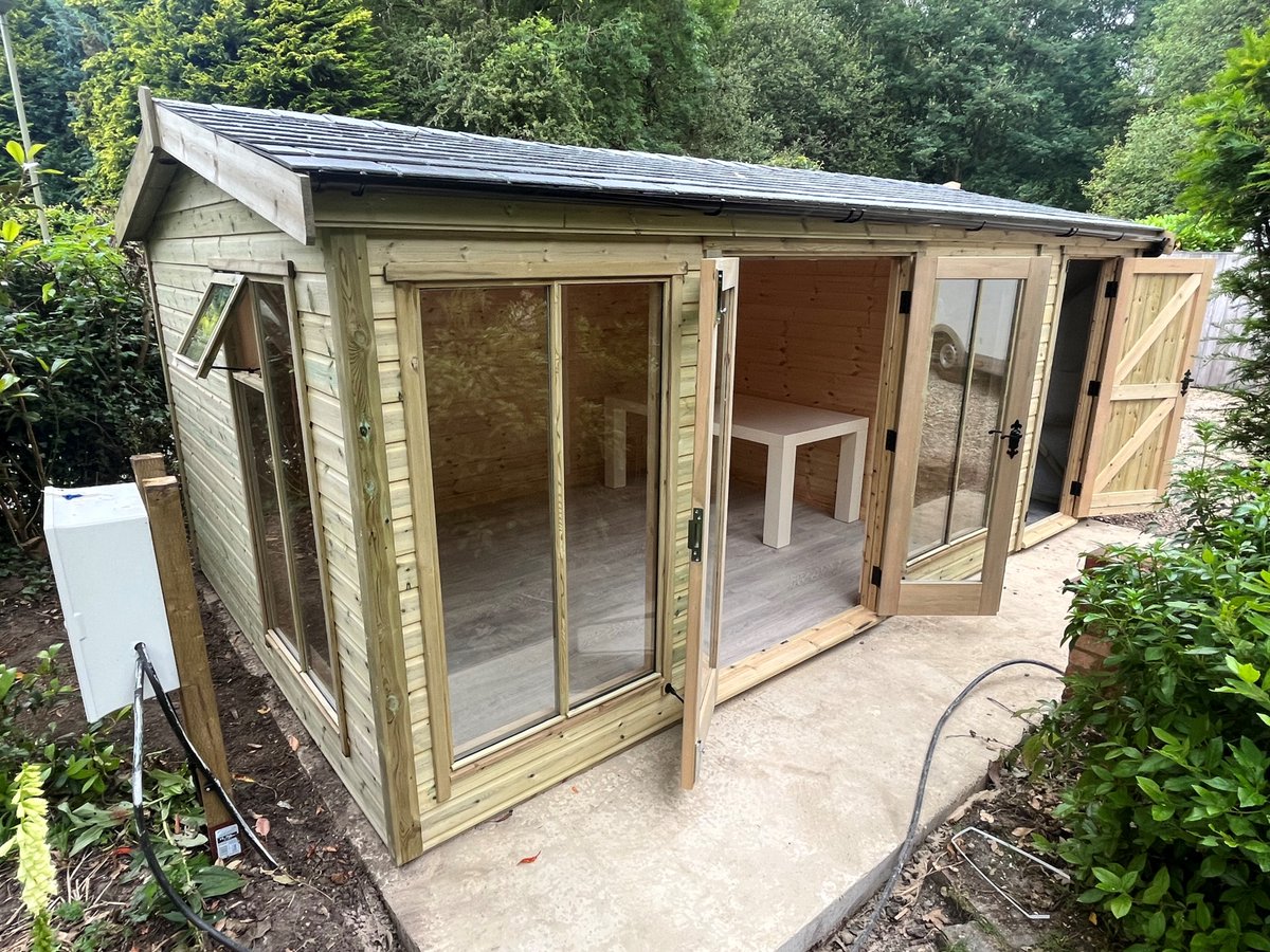 PhoenixShed's tweet photo. This is a 18’ x 10’ Ketton Combi Summerhouse☀️
↳ Fully insulated and lined with T&amp;G.
↳ Partition to create a summerhouse and storage shed.
↳ Additional 2’6 door to the shed/storage section of the building.
↳ Laminate Floor in Light Oak.
↳ A Tapco Tiled Roof.
#bespokebuilding https://t.co/9dCfFOaOiH