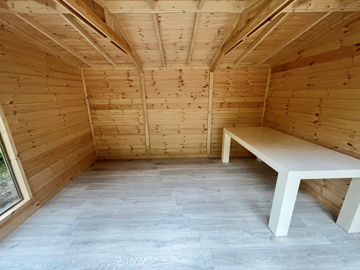 PhoenixShed's tweet photo. This is a 18’ x 10’ Ketton Combi Summerhouse☀️
↳ Fully insulated and lined with T&amp;G.
↳ Partition to create a summerhouse and storage shed.
↳ Additional 2’6 door to the shed/storage section of the building.
↳ Laminate Floor in Light Oak.
↳ A Tapco Tiled Roof.
#bespokebuilding https://t.co/9dCfFOaOiH