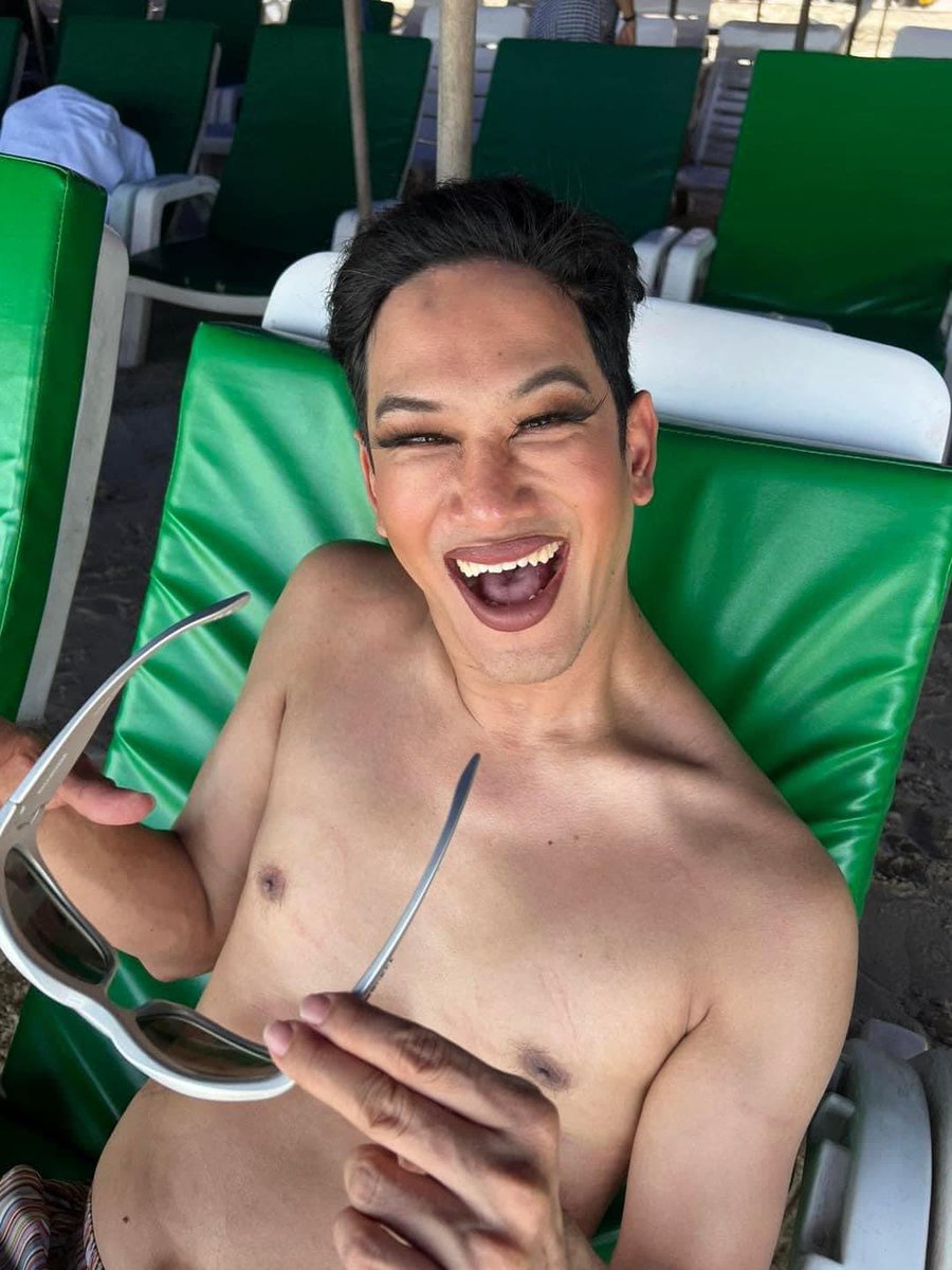 กูตอนพยายามแอ๊บชายแท้ล่อผู้หญิง