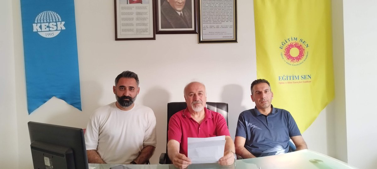 “Öğretmenlik mesleğini itibarsızlaştıran, yok sayan ve kamusal eğitime darbe vuran bu meslek kanununu” istemiyoruz.