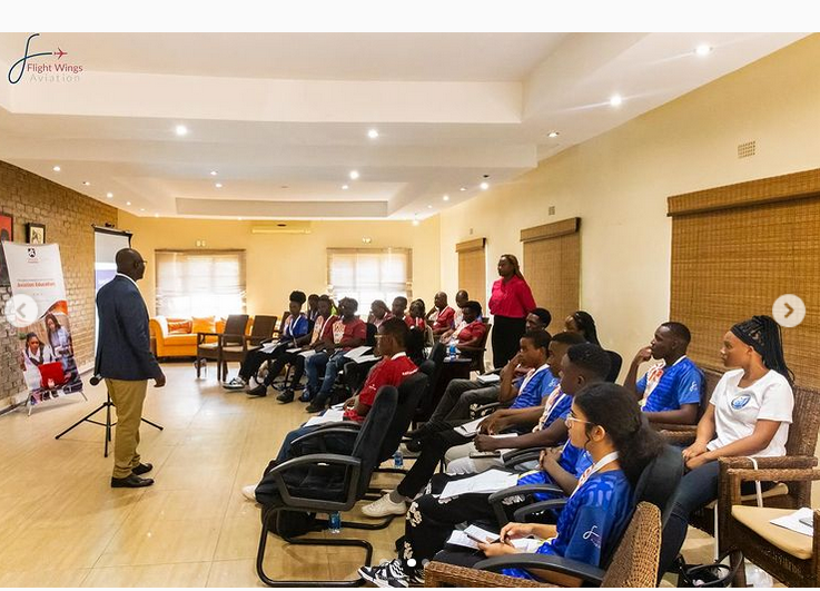 ATCAZW's tweet photo. During the week of 31 March - 5 April, our team partnered with @flight_wings_aviation and other Aviators to demystify the industry. The
ATCAZ President, Learnmore Maranda, had the honor to grace the week as a Guest of Honor.
#aviation
#aviationcareers
#alwaysTotalControl https://t.co/R59Mo5l4f2