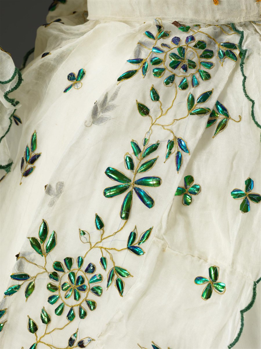 wikivictorian's tweet photo. Cotton, gilded metal thread and Indian jewel beetles (Sternocera aeqisignata) day dress, 1868-69. Victoria and Albert Museum. https://t.co/5nd4M90alx