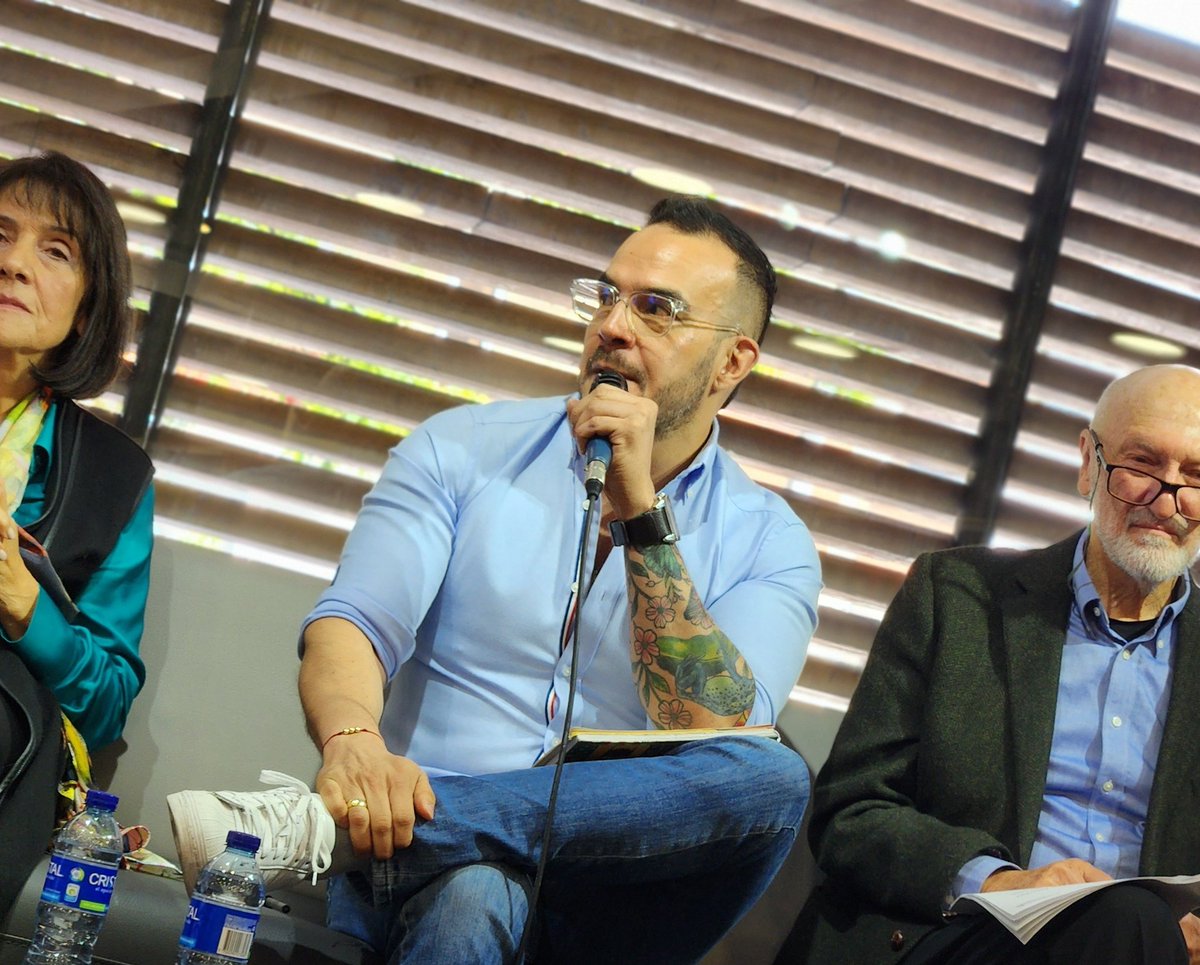 "No lo debemos tener miedo al #ControlSocial, esa es la labor del ciudano que está interesado en cualquier asunto público"

🗣 <a href="/JackPriga/">Juan Carlos Prieto García 🫀🧠</a> Jefe de Oficina de Participación y Diálogo de Ciudad de <a href="/planeacionbog/">Planeación Bogotá</a> en la presentación de resultados de la 5ta Medición de Capital Social.