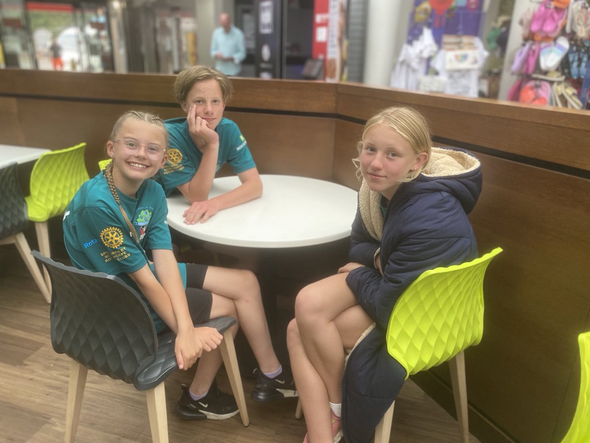 Sarah Tate tweet media