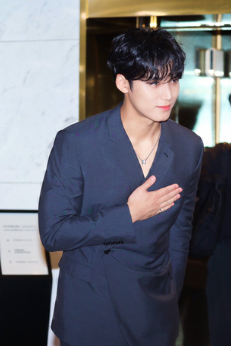 #MINGYU #민규 #金珉奎 #ミンギュ 
#SEVENTEEN #세븐틴   

【20240711】 Moet&amp;Chandon