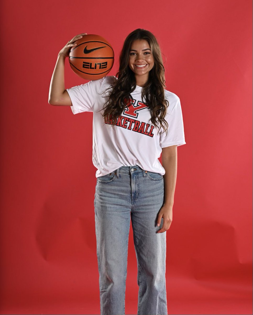 bbarrier20's tweet image. I’m so thankful Hayden landed at YSU. She is exactly where she needs to be with all the right people. ❤️🐧
#Heisgood