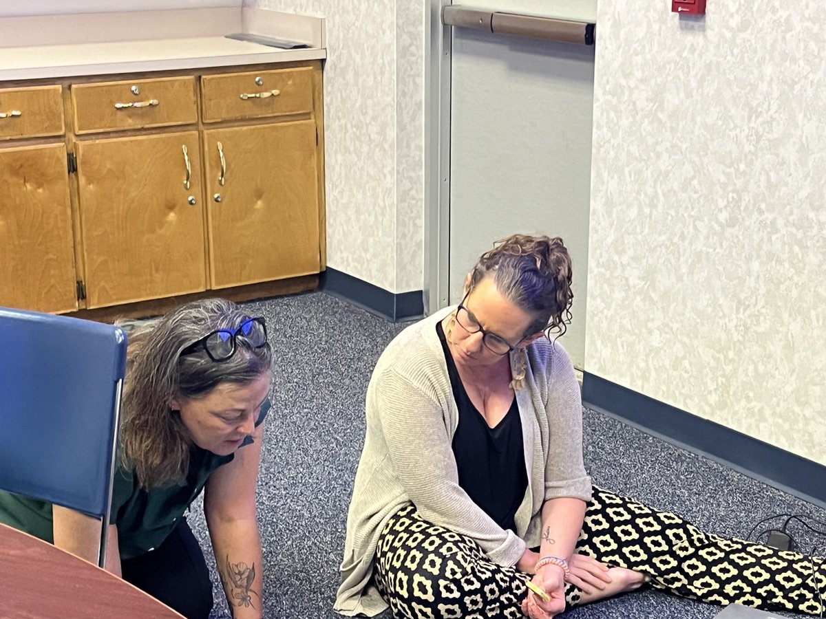 SEA Secondary Content Teacher Leads in collaboration circles focused on teaching guides to support success in our HS classrooms.