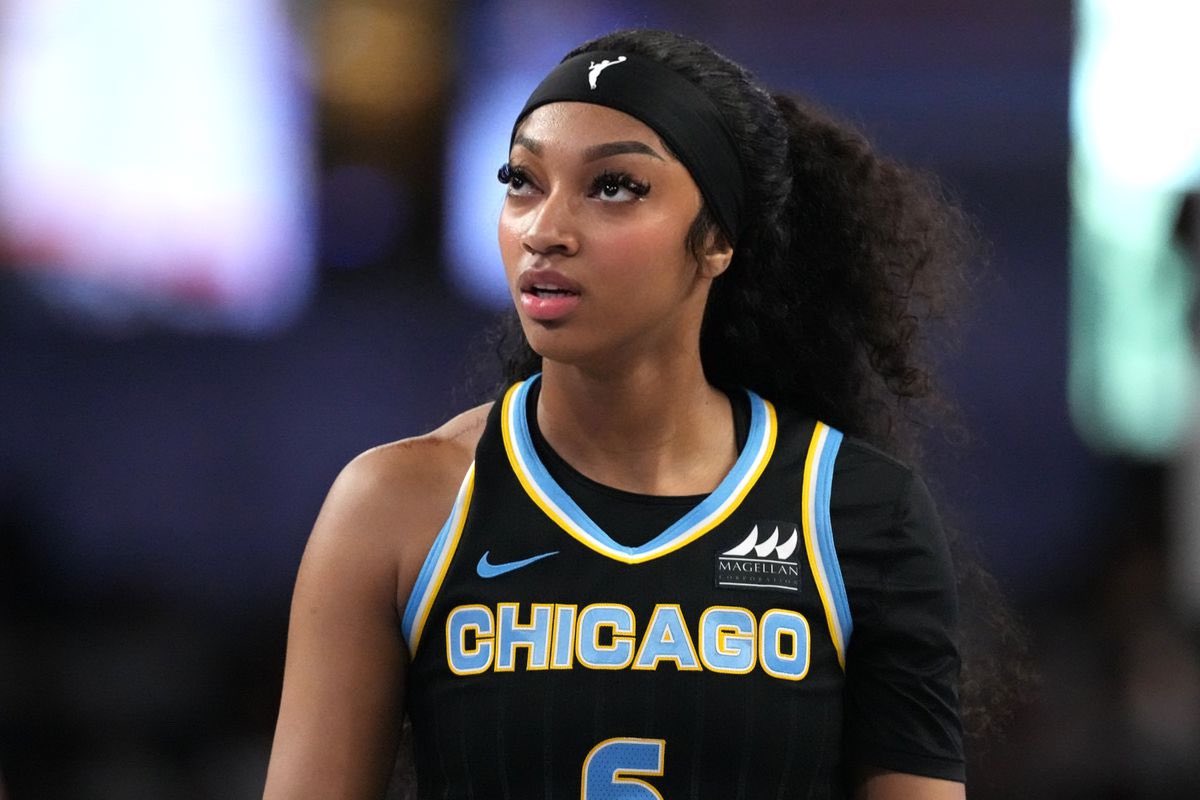 I talk hoops 🏀 tweet media