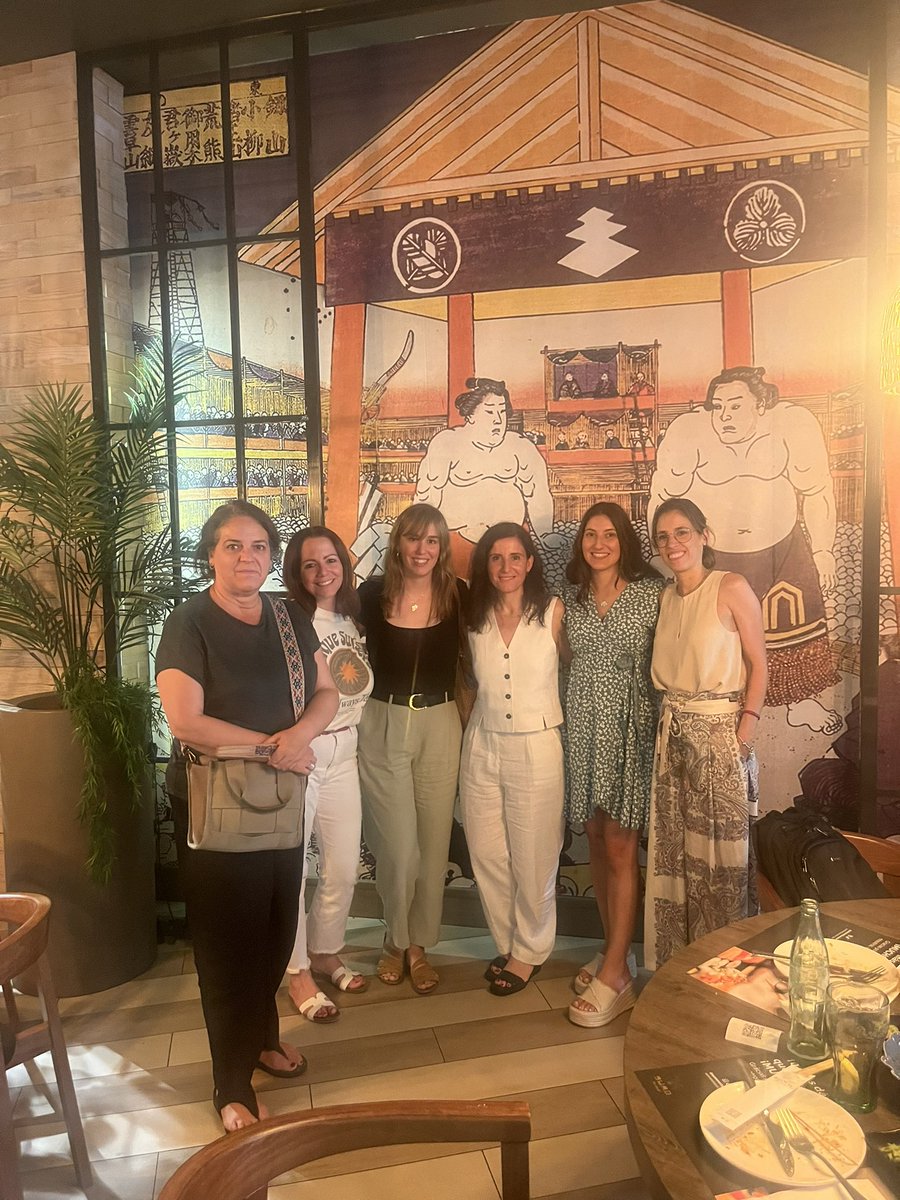 maria_chs's tweet photo. Dream team 🥰#chicasalpoder @EIILaPrincesa https://t.co/F8NKwHNWP2