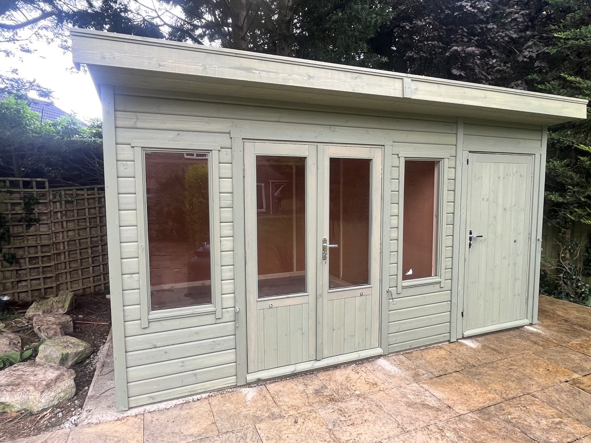 PhoenixShed's tweet photo. Our new installation is a 14’ x 10 Uppingham Combi Summerhouse!🙌
➤ Insulated and lined.
➤ The exterior is Log Roll and stained in Sage Green.
➤ Has a partition to create a Summerhouse and Storage Shed.
➤ Laminate Flooring in Light Oak.
#bespokebuilding #bespoke #summerhouse https://t.co/TlGg1L42q1