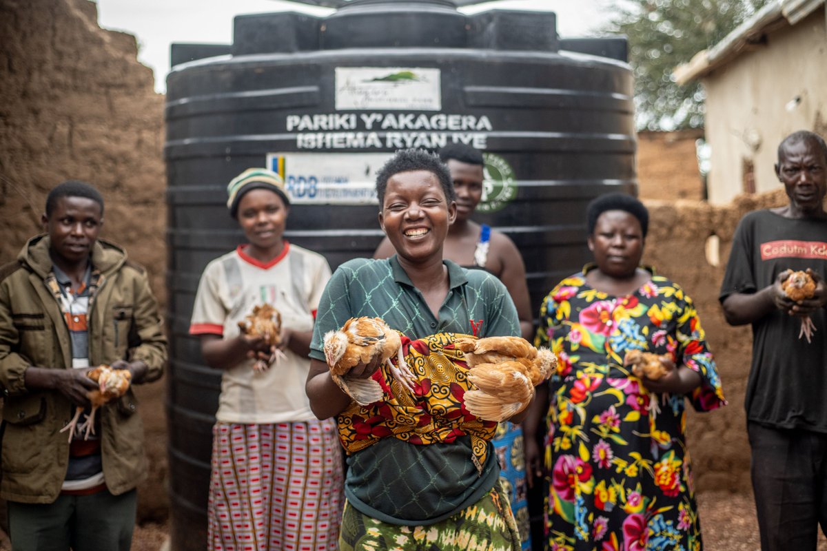 AkageraPark's tweet photo. Community engagement is vital for the success of conservation efforts within Akagera National Park. Engaging communities can lead to developing innovative solutions that address community needs, ultimately fostering a harmonious relationship between people and the park.
#Rwanda https://t.co/Ymev5eS8YM