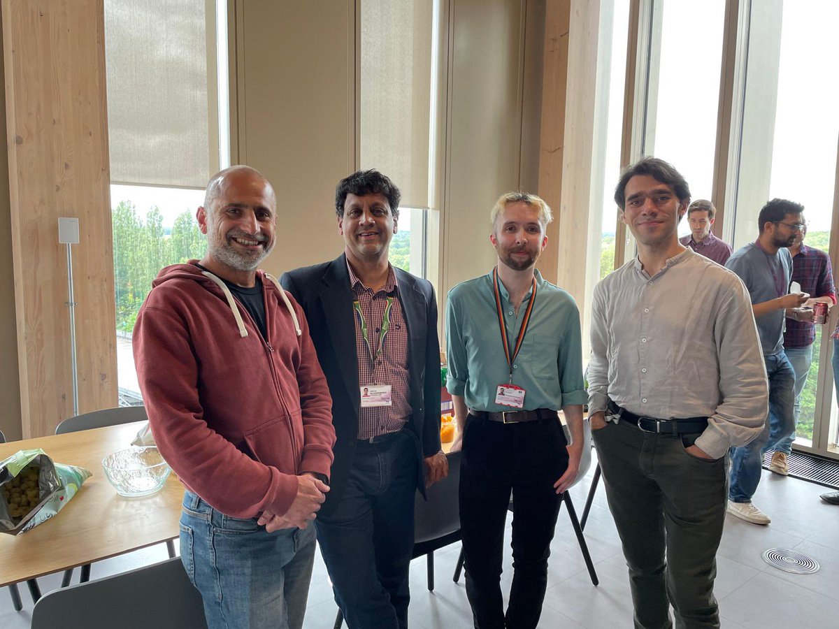 Yesterday I passed my viva and am now Dr Will! Thank you to my supervisors <a href="/SPOREMOHAN/">MohanBalasubramanian</a> and Martin Wills, and my examiners <a href="/Neil_Kad/">Neil Kad</a> and Darius Koester 🥳