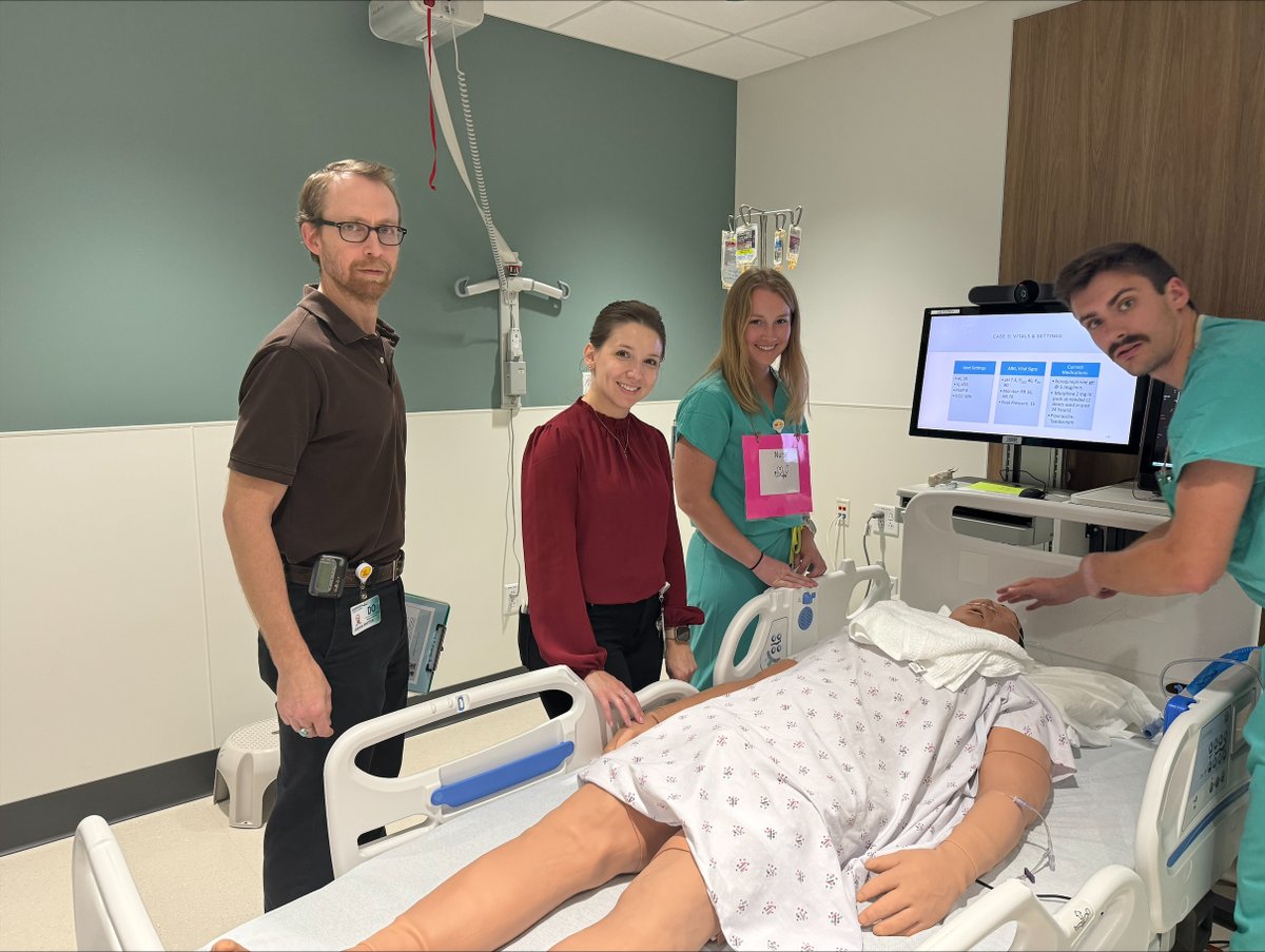 GundersenMedEd's tweet image. Our Hospice &amp;amp; Palliative Medicine Fellow, Joshua Whitson, DO, and @uwsmph medical students teamed up in the sim lab for some learning! #gundersenhmp #collaborativecare #teambased