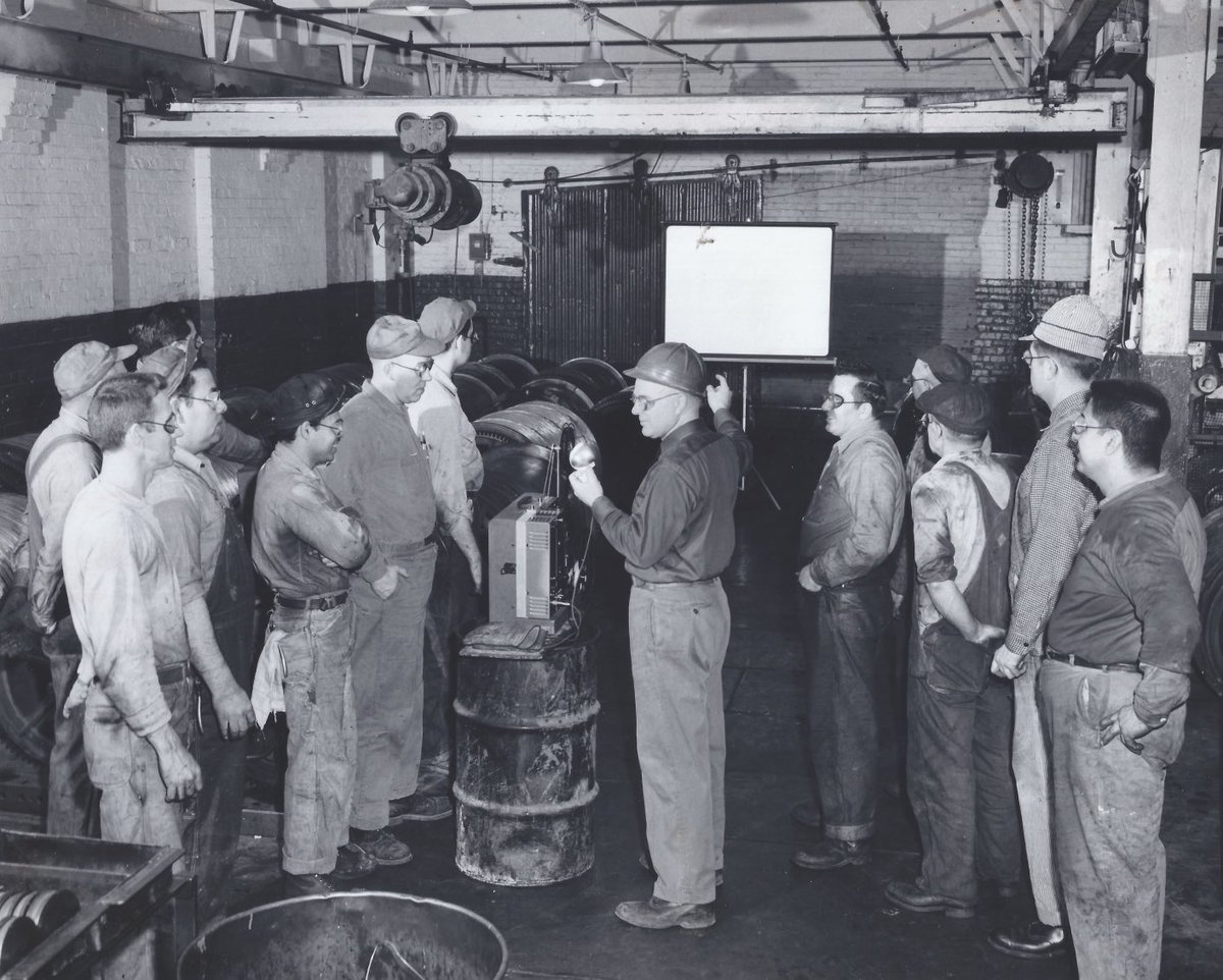 RFREF44's tweet image. Can anyone from the Sauk Valley Area identify the Names of these workers from Northwestern Steel &amp;amp; Wire?
Possibly in the early 60’s / It will be used in the upcoming Rock Falls Optimist Calendar for 2025