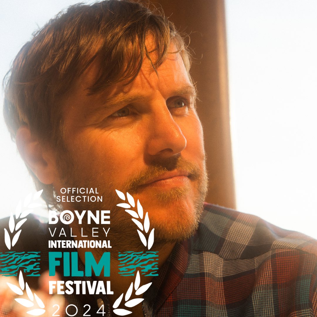 One Two One Two (@onetwoonetwo__) on Twitter photo Buzzing to be selected for @BoyneValleyIFF with ‘Tar Anseo’ Come Here
Our Irish language short film was made on Cape Clear with an amazing team and a lot of love.
Looking forward to sharing the work as part of a brilliant weekend of films
<a href="/InvisibleThrd/">Invisible Thread</a> <a href="/SeanieLove/">Shaun Dunne</a> Buzzing to be selected for @BoyneValleyIFF with ‘Tar Anseo’ Come Here
Our Irish language short film was made on Cape Clear with an amazing team and a lot of love.
Looking forward to sharing the work as part of a brilliant weekend of films
<a href="/InvisibleThrd/">Invisible Thread</a> <a href="/SeanieLove/">Shaun Dunne</a>