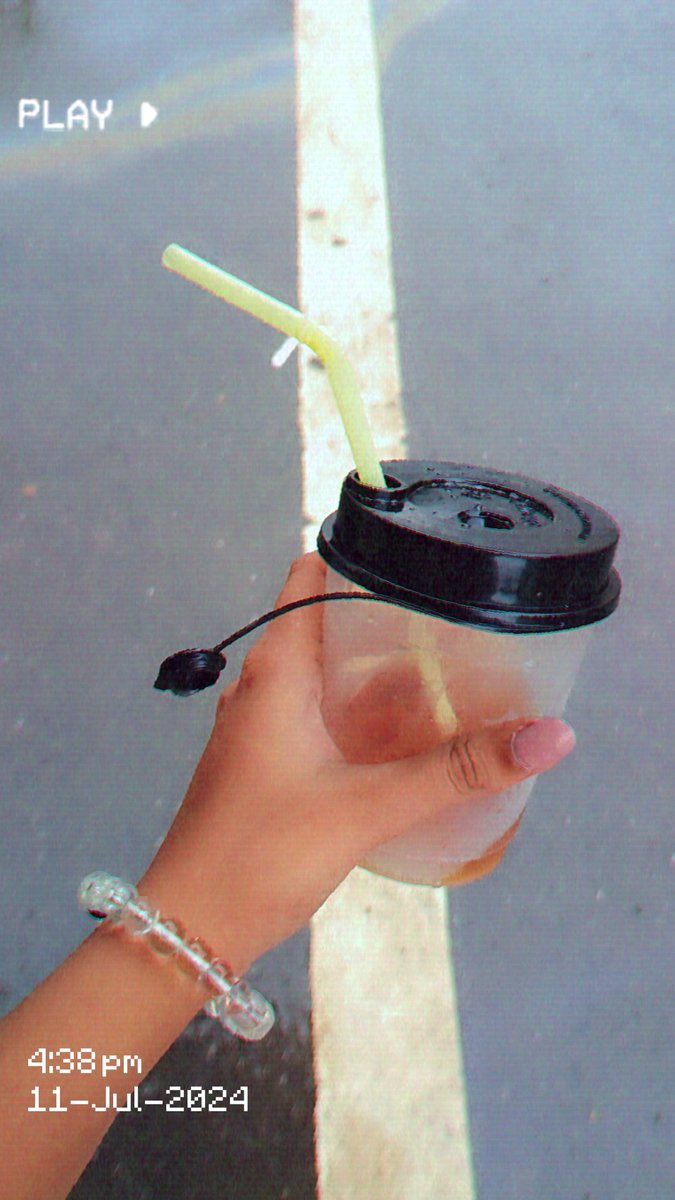 caffecoo's tweet photo. Wet street with peach ice tea https://t.co/8ZL9ONOzHY