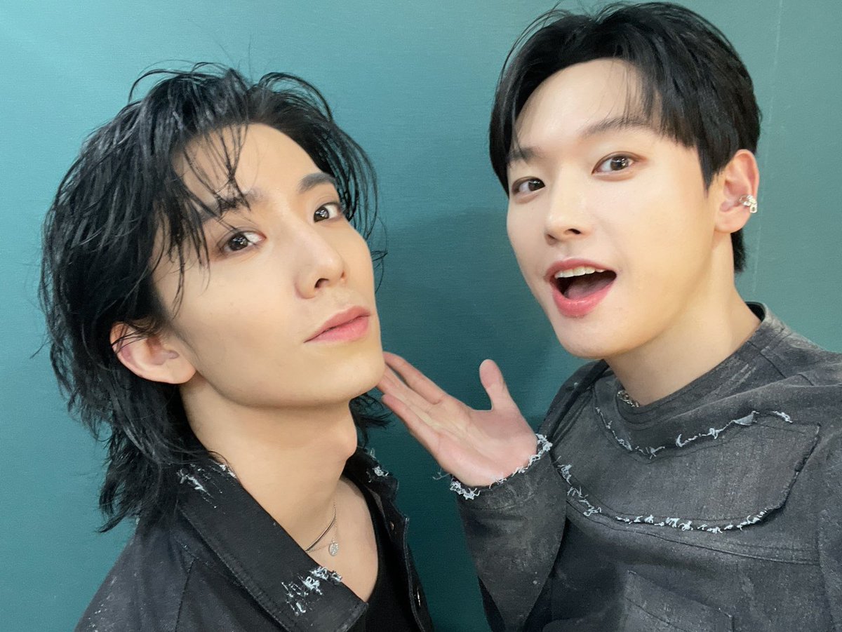 Happy birthday to Father Meow Inseong!

#명창고양이_인성아_생일축하해
#여기가_인성생일파티죠
#HAPPYINSEONGDAY

<a href="/SF9official/">SF9official</a>