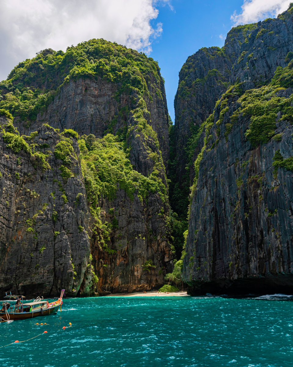 dvncm_'s tweet photo. Missing Thailand already. https://t.co/C3HVIAaIJ2