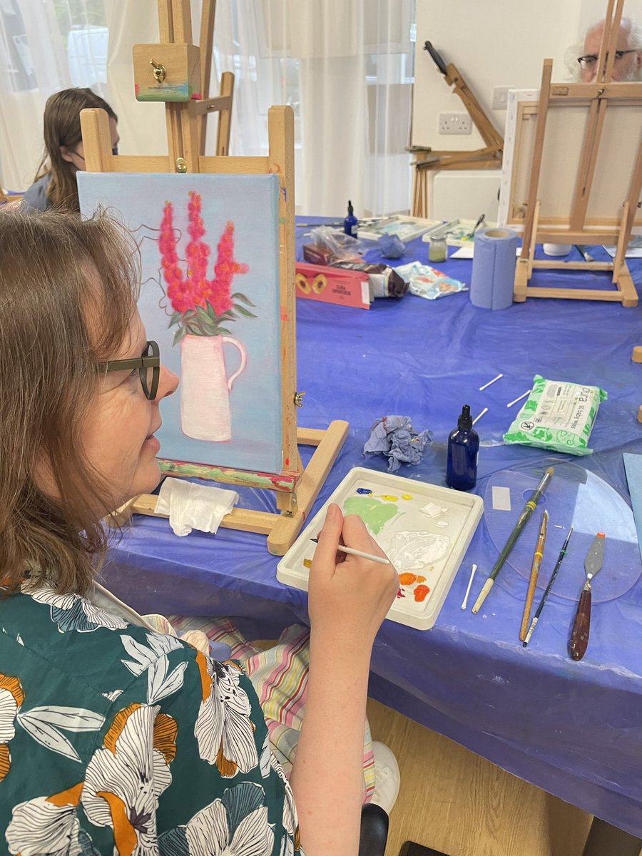 Two new oil painting classes now available to book rowanhumberstone.org.uk/community-even…