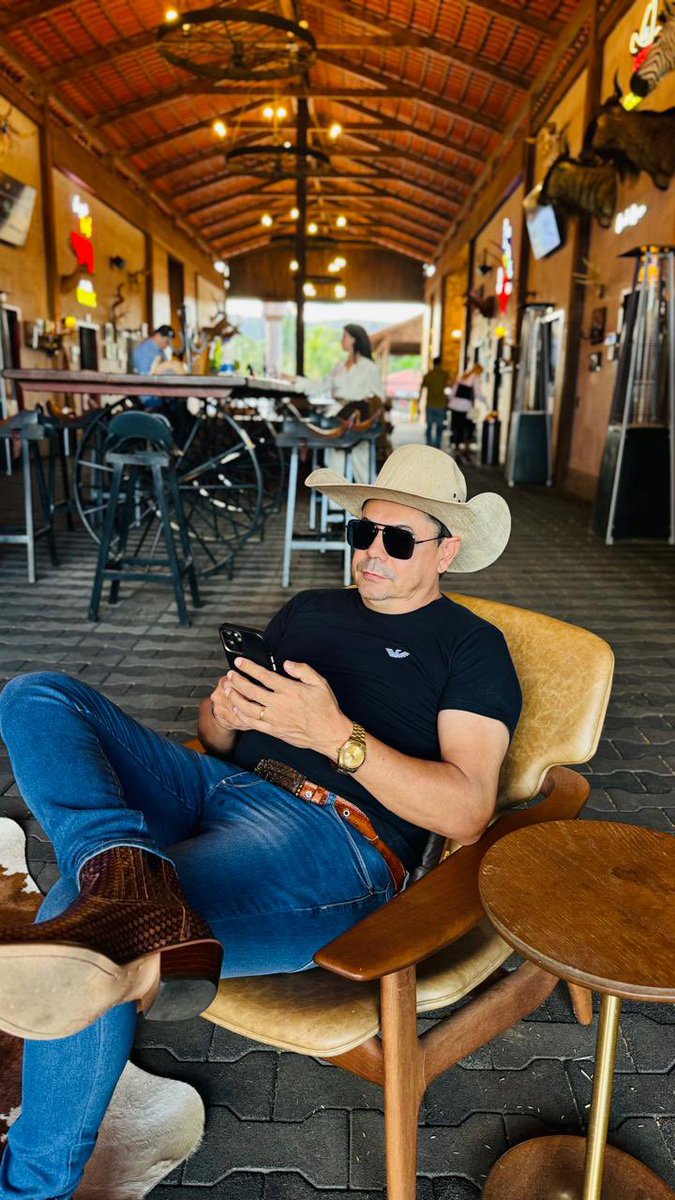 Agora sou Fazendeiro, Me respeita 🤣😂