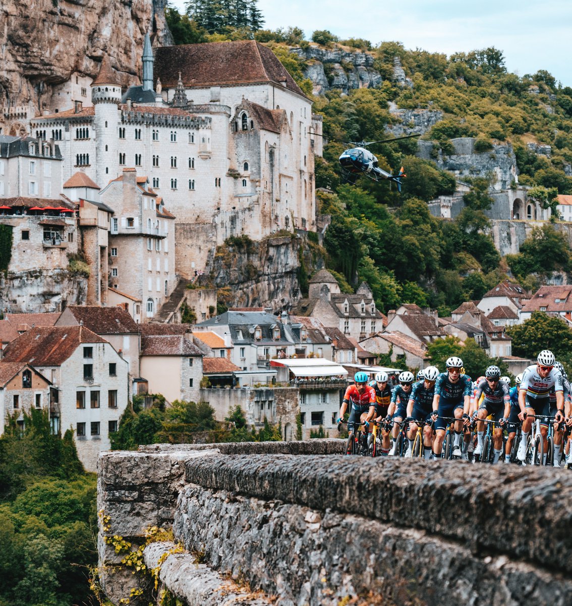 🏰 <a href="/rocamadour/">rocamadour</a> 
#TDF2024 
📸 Jered &amp; Ashley Gruber / A.S.O.