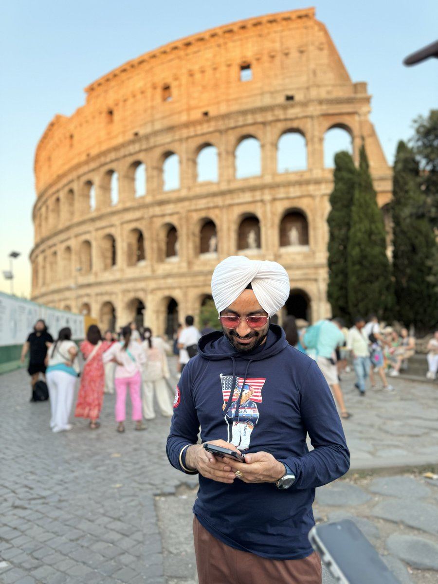 SufiSartaaj's tweet photo. โWhen in โ๐๐๐ผ, do as the Romans do.โ #collosium ๐๏ธ๐ฎ๐น Just arrived in #rome #italy ๐ฎ๐น Show is on Sat. July 13th at Via Della Conciliazion #europe ๐ช๐บtour #sartaajlive ๐ผ๐๏ธhttps://t.co/ARrvCO4fYT https://t.co/3I5rVI9QDz