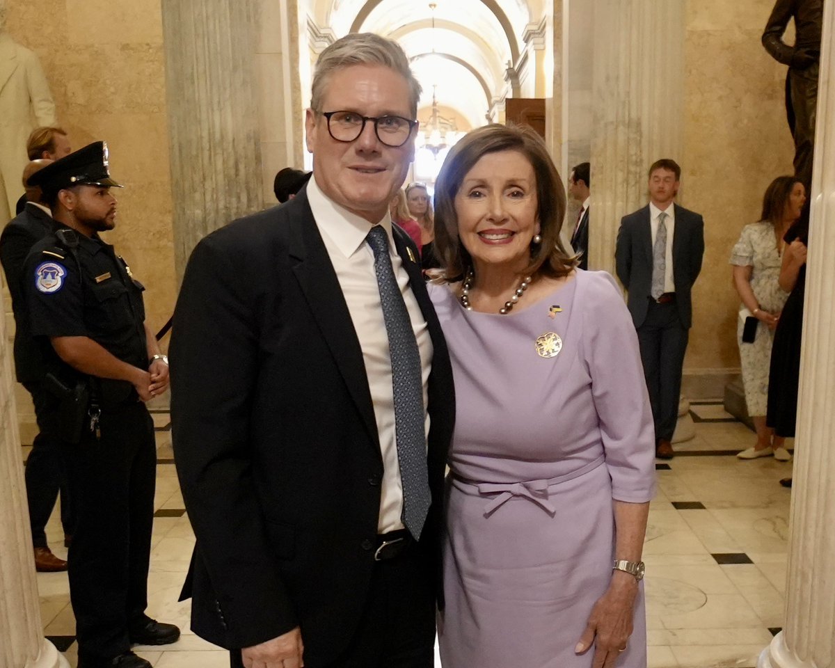 SpeakerPelosi's tweet photo. Yesterday, it was my privilege to meet with British Prime Minister @Keir_Starmer and extend my warmest congratulations on his historic victory.
 
We reaffirmed the special relationship between our nations and our shared commitment to defending democracy around the world. https://t.co/rVsptFUbPZ