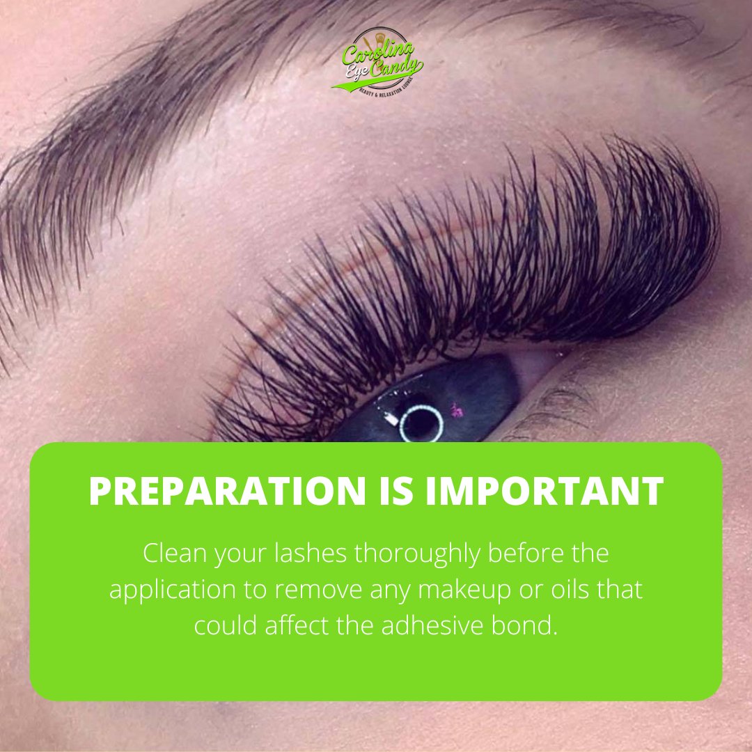 Carolinaeyecndy's tweet image. Lash lovers, listen up! Cleaning your lashes before application is a must. It removes any makeup or oils that can mess with the adhesive. This simple step makes a huge difference in how long your lashes last.

#lashlove #lashcare #beautytips #lashextensions #lashgoals