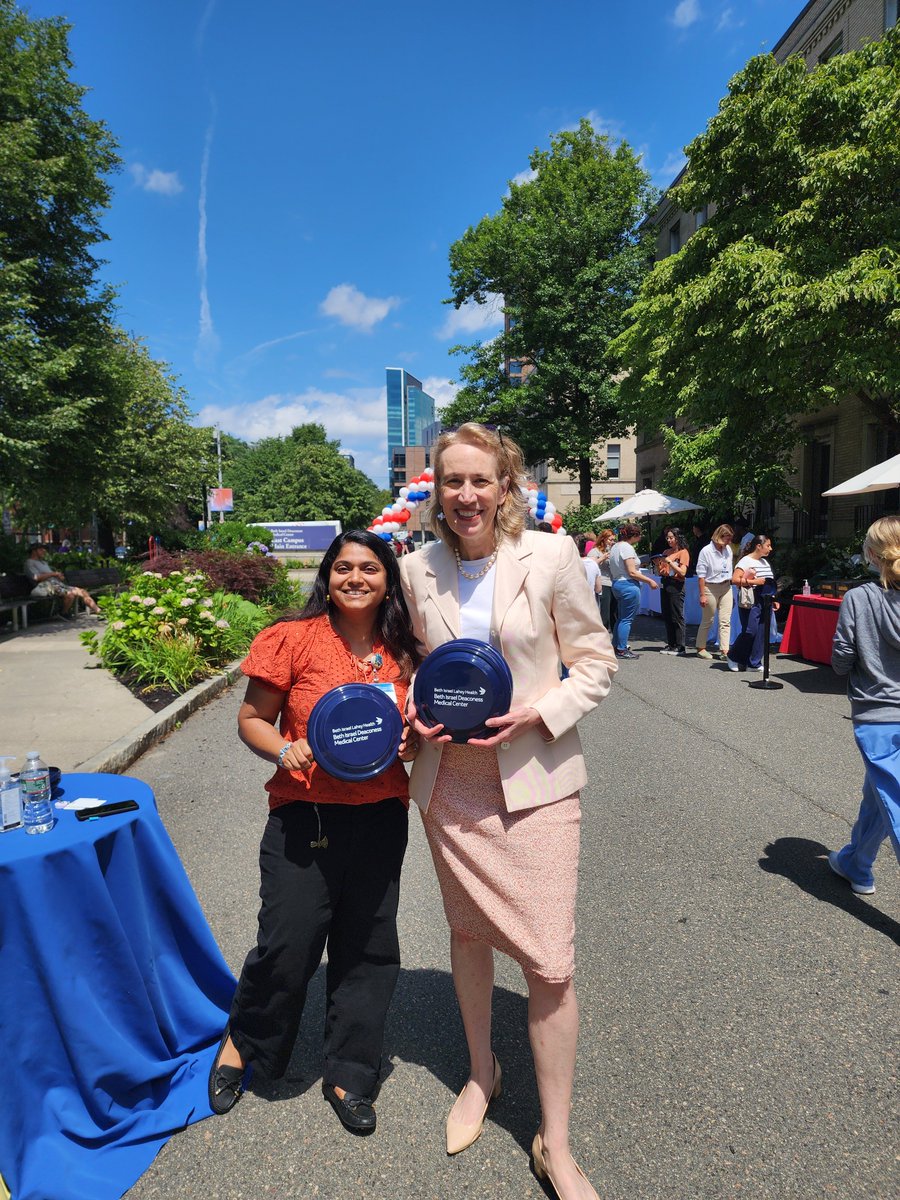 Dermatology Research at the <a href="/BIDMChealth/">BIDMC</a> Annual Staff Appreciation Day!
#wefeelappreciated #teamlunch