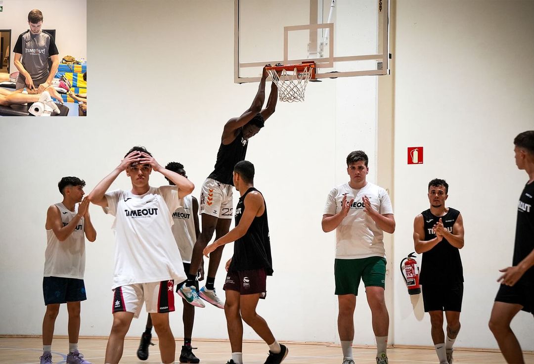 AymanBBall's tweet photo. 26 de Junio cumplíamos 4 años desde que empecé este proyecto.

Este año hemos hecho nuestro mayor evento "I Professional Stage de Timeout Workouts" 71 jugadores y 21 de staff.

Acercando las distintas áreas del baloncesto a diferentes jugadores, para aprender a producir/rendir. https://t.co/hf03DOrSXv