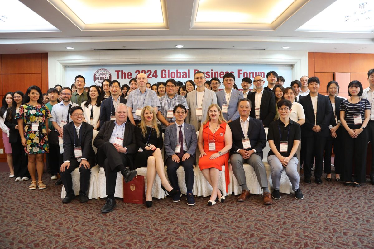 egade's tweet photo. 🌎 From São Paulo to Seoul, @rebuitrago, Professor at #EGADE and President of @BALASorg, shared his expertise at Triple Helix Brazil and @AIB_World Conference, enriching the global dialogue on #businessinnovation and promoting our region's research contributions. https://t.co/2f4kQVAFZH
